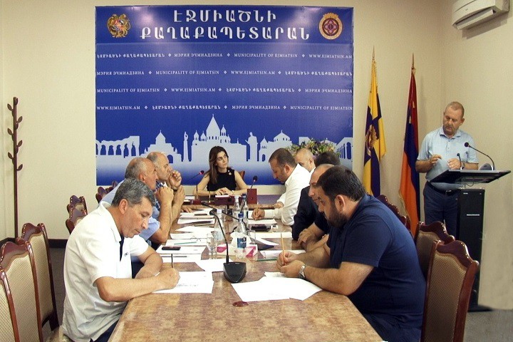 THE MUNICIPALITY OF EJMIATSIN CONTINUES THE POLICY OF ENCOURAGING THE TAXPAYERS