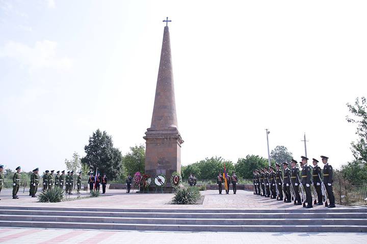 TRIBUTE TO THE MEMORY OF THOSE WHO WERE KILLED IN THE BATTLE OF OSHAKAN