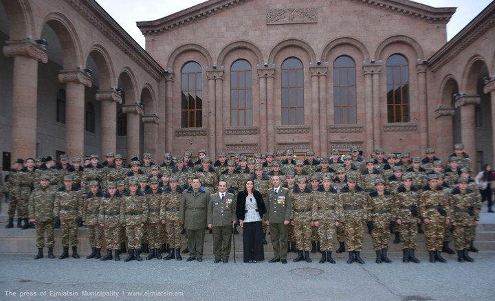 THE 30TH ANNIVERSARY OF THE ARMENIAN ARMY IN VAGHARSHAPAT