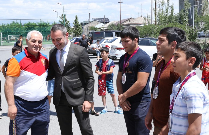 Դիմավորեցինք ըմբշամարտի Եվրոպայի առաջնություններից մեդալով վերադարձած մեր սաներին